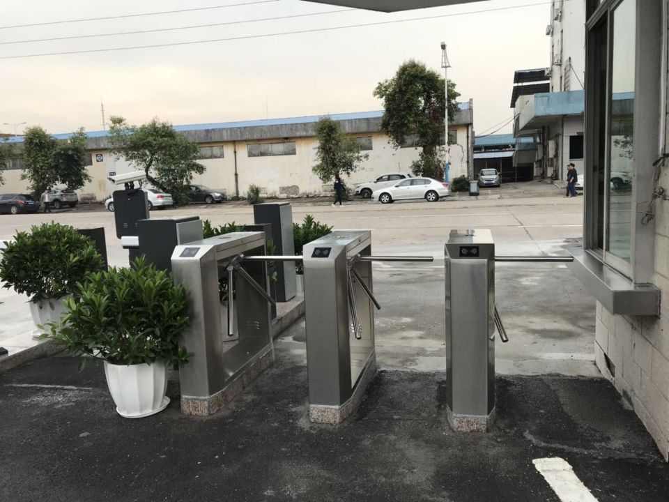 擺閘,三輥閘,速通閘,旋轉閘,平移閘,一字閘,人臉識別, 擺閘,三輥閘,速通閘,旋轉閘,平移閘,一字閘,人臉識別,